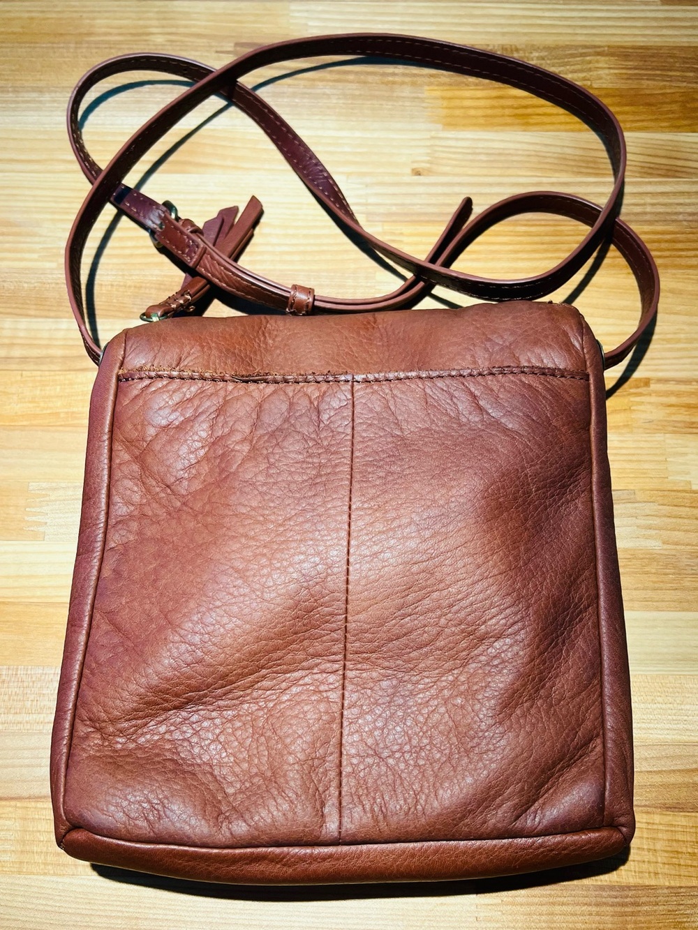 🤎American Eagle Brown Leather Hampton Large Zip-Around Crossbody Bag - Picture 3 of 6